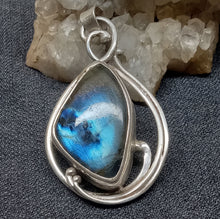 Load image into Gallery viewer, Blue Labradorite Gemstone Custom Pendant