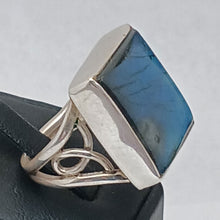 Load image into Gallery viewer, Labradorite Gemstone Art Nouveau Sterling Silver Ring