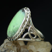 Load image into Gallery viewer, Australian Lemon Chrysoprase Sterling Silver Ring