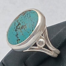 Load image into Gallery viewer, Turquoise Spiderweb Gemstone Ring